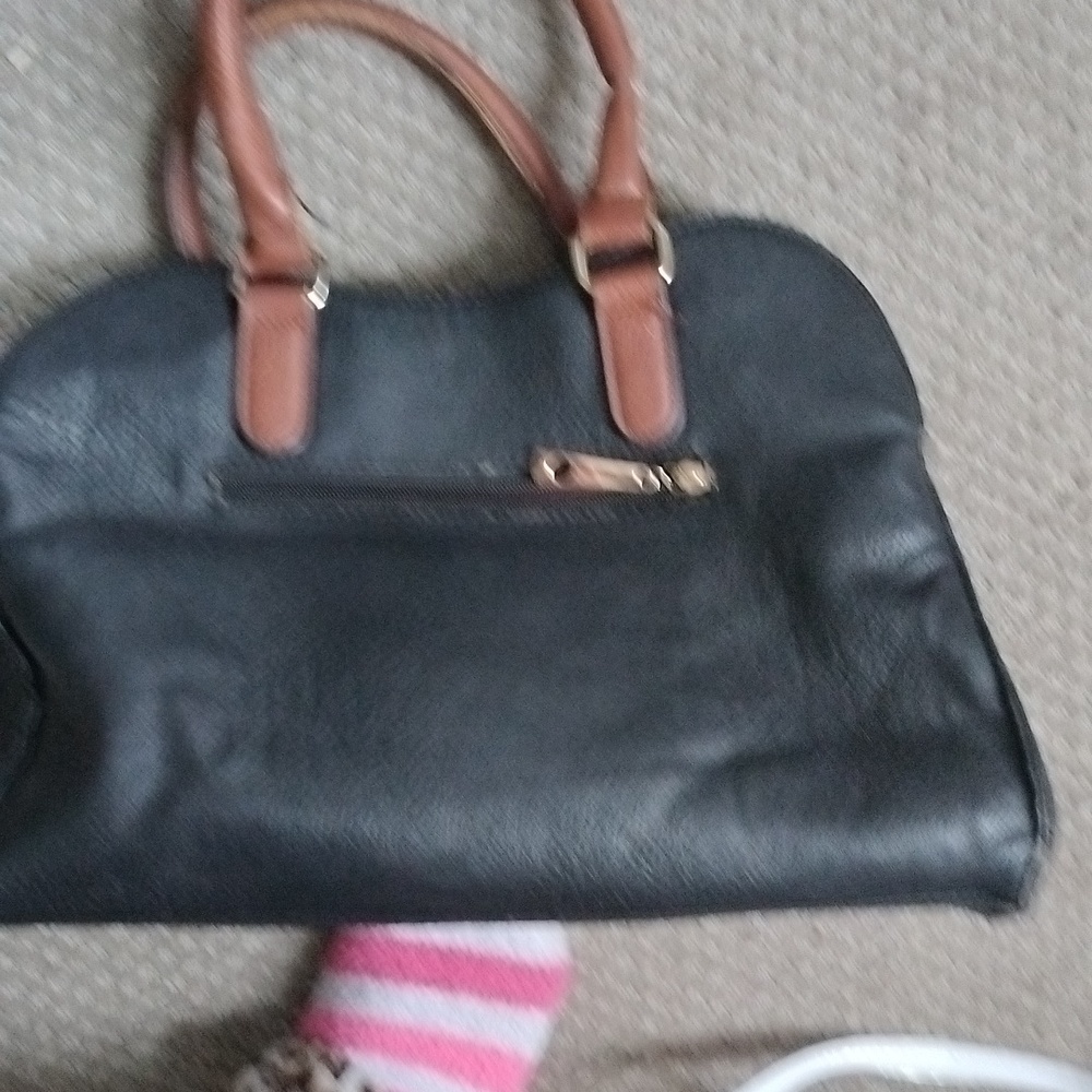 Purse - Picture 4 of 9